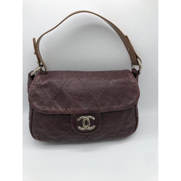 Chanel On The Road Flap - Picture 2 of 10